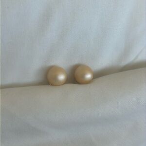 Peachy Pink Pearl Earrings